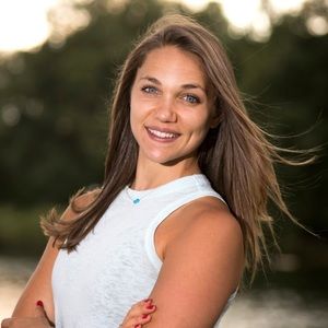 Meet your Posher, Monica